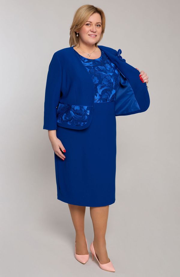Ein formeller Anzug in Kornblumenblau