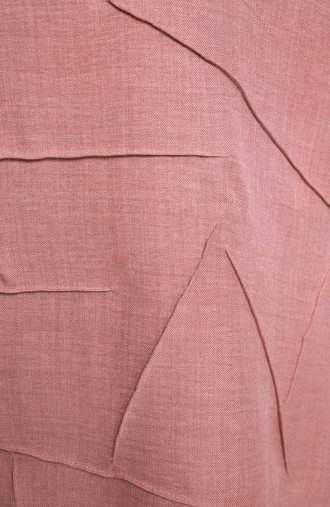 Różowa lniana bluzka ze zgnieceniami