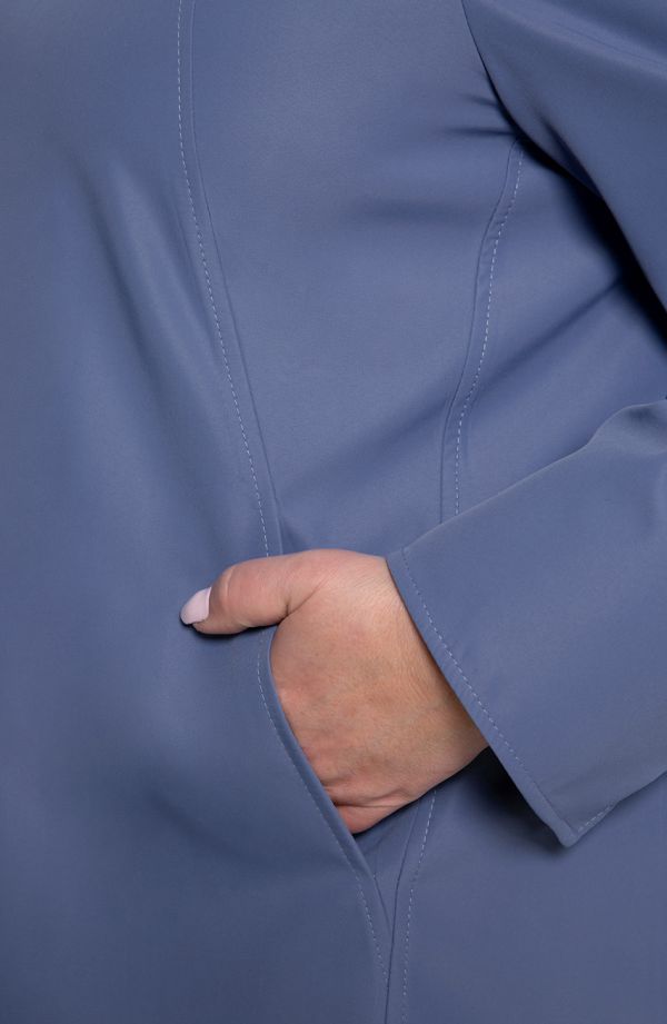 Eleganter Mantel in blauer Farbe